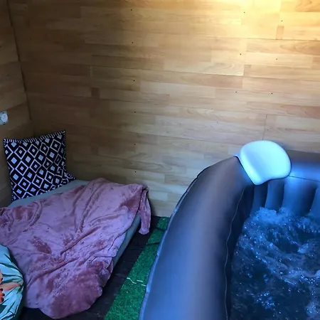 Grand T2 Climatisé Avec Jardin Et * Narbona
